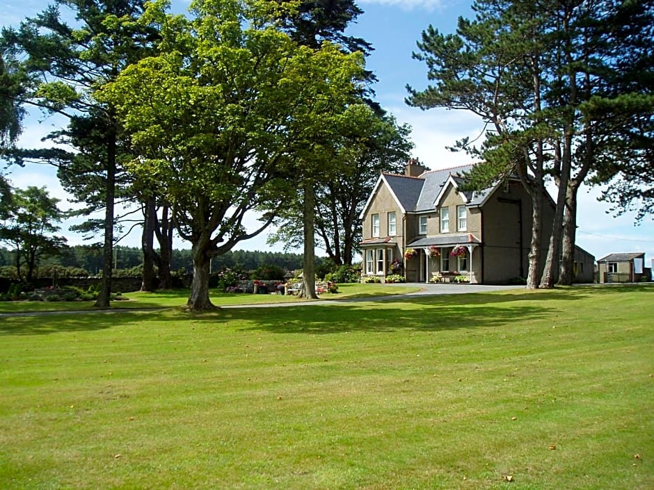 Gwrach Ynys Country Guest House
