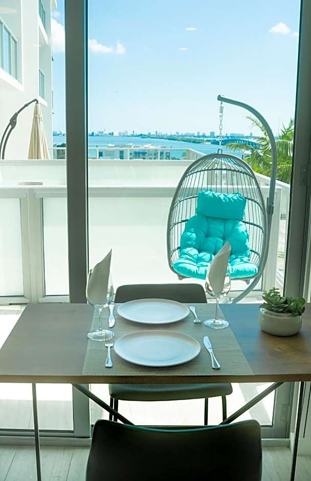 Luxury Oceanview Studio at Miami Design District