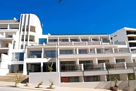 Carvi Beach Hotel