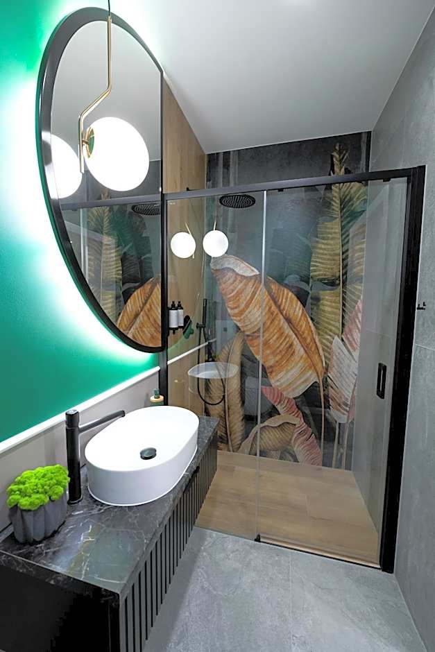 Aparthotel Green Concrete - Free Beach Bus