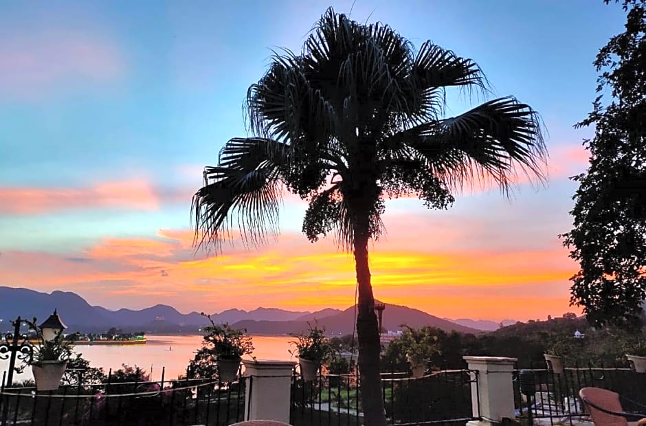 The LaLiT Laxmi Vilas Palace Udaipur Hotel