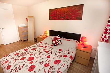 Two-Bedroom Apartment (4 People)