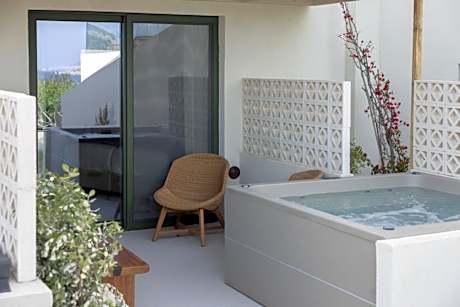 Superior Double Room with Open Air Hot Tub and Sea View