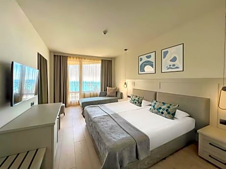 Double Room with Side Sea View – Free Private Beach Access