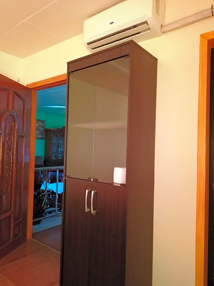 Vievan's transient house