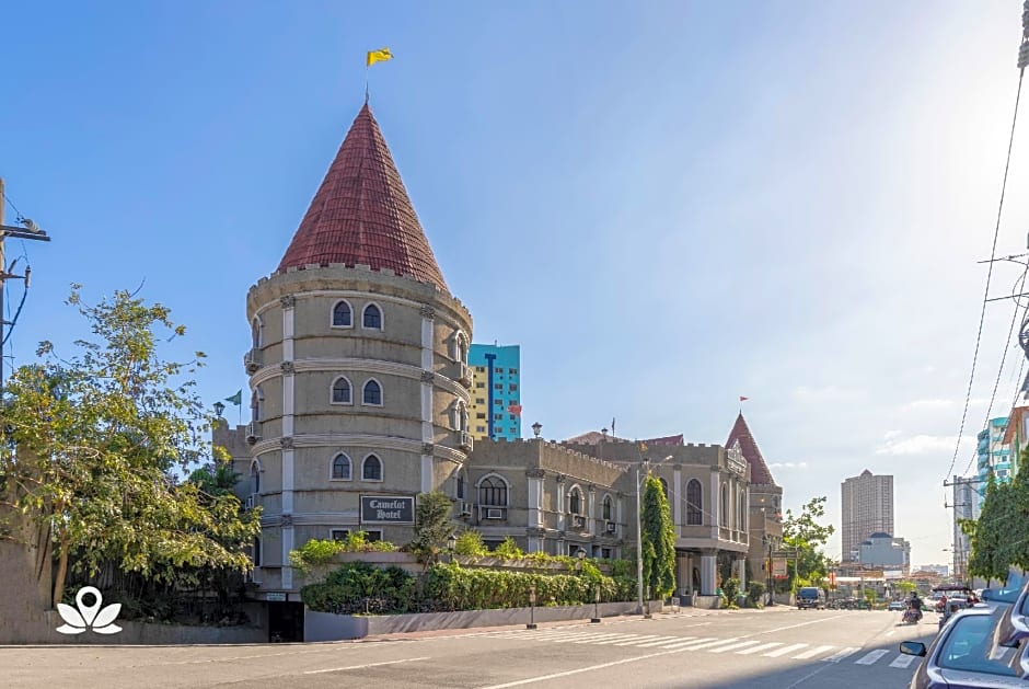 ZEN Rooms Camelot Hotel QC