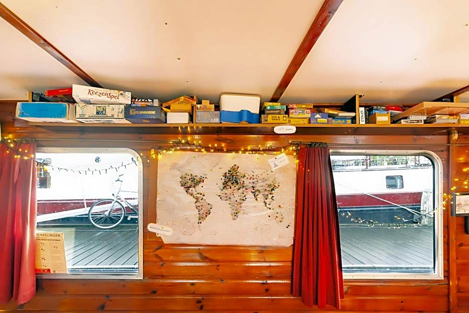 Intersail Hostel - Avontuur