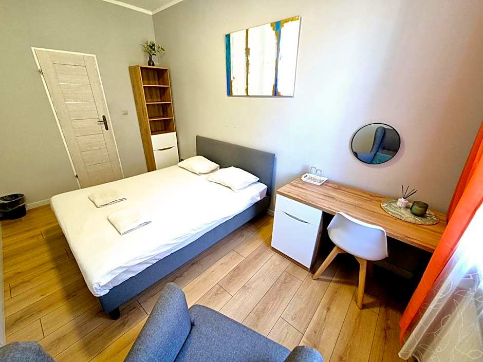 PINI HOSTEL - Przytulne pokoje w centrum Krakowa