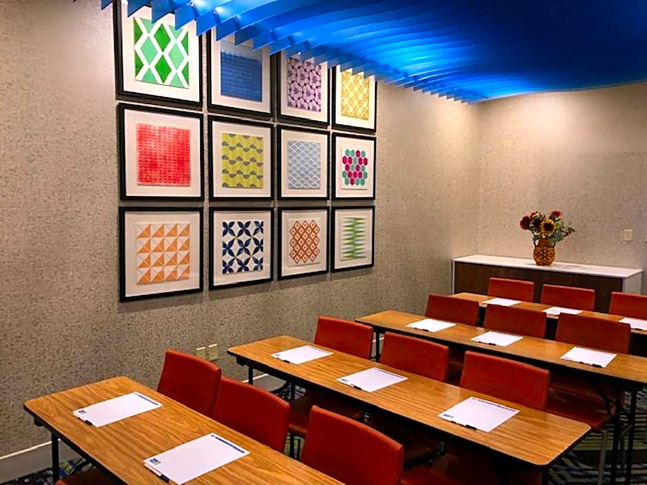 Holiday Inn Express Lake Wales North-Winter Haven By IHG