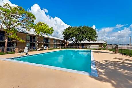 Motel 6 Port Lavaca, TX