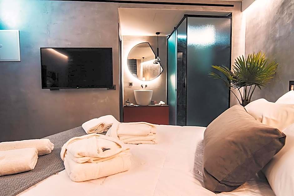 Project 3 Urban Chic Hotel