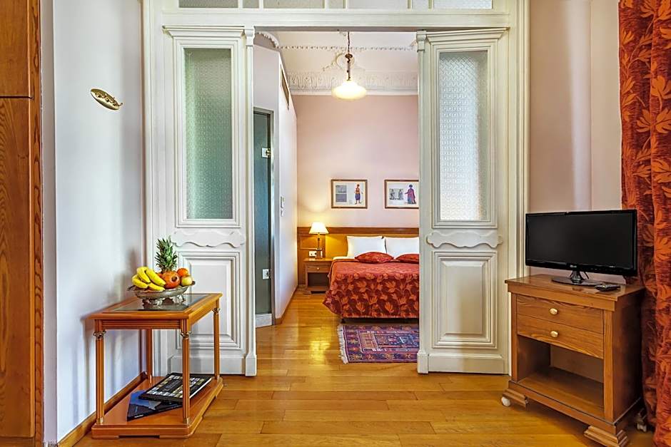 Minerva Premier Hotel