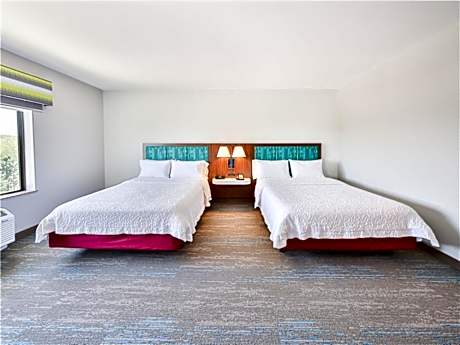 Queen Room with Two Queen Beds - Mobility and Hearing Access/Non-Smoking