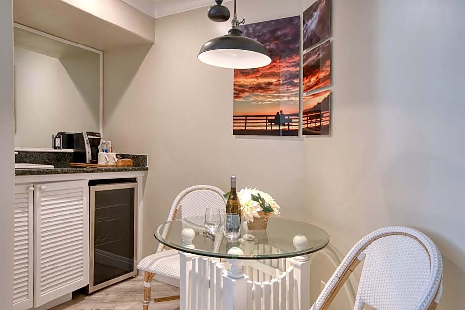 Seaventure Beach Hotel