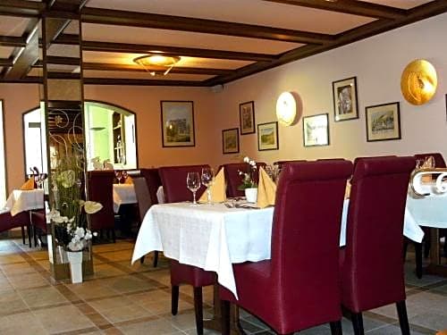 Weinhotel Hubertus Garni