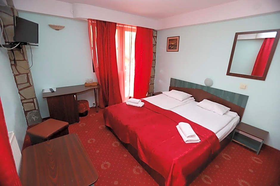 Restaurant Casa Nicolenco Azuga by Genco