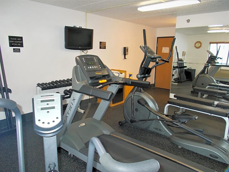 AmericInn by Wyndham Aberdeen Event Center