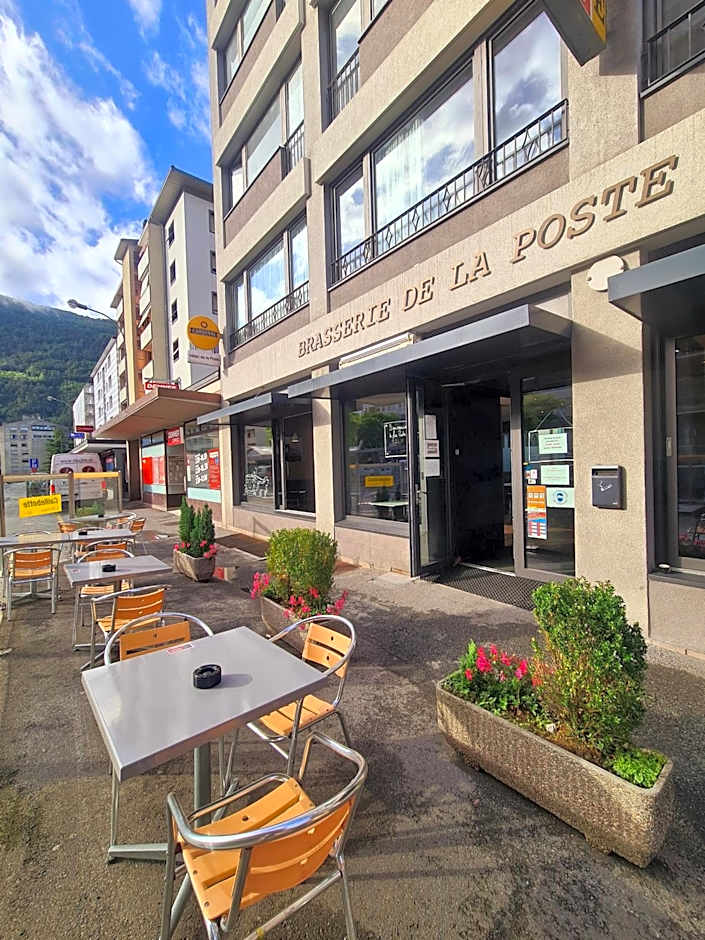 Hôtel de la Poste Martigny - City Center