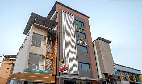 Treebo York By D2V, Kochi