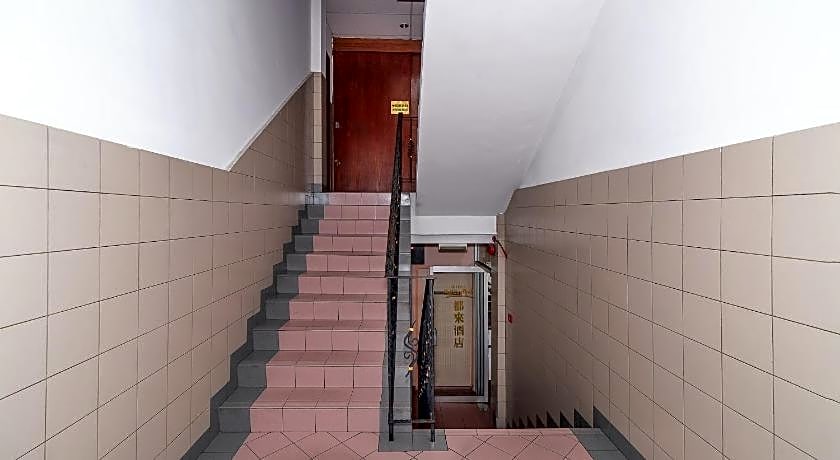OYO 89864 Hotel Holiday Park