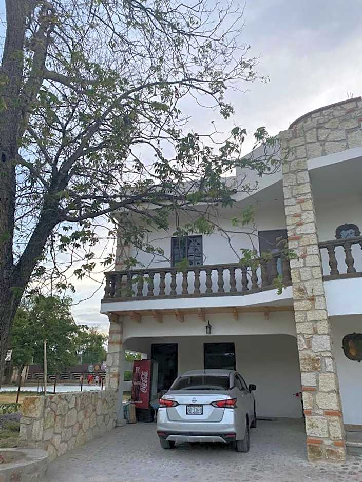 Hotel Villas La Mexicana