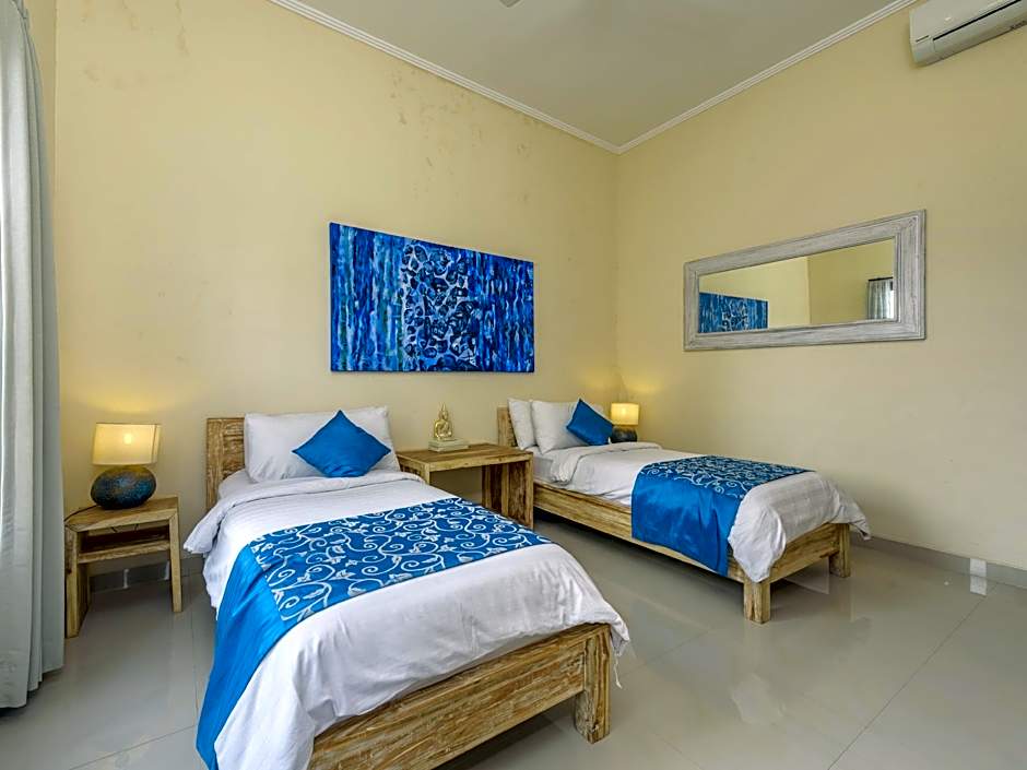 Villa Tepi Sungai