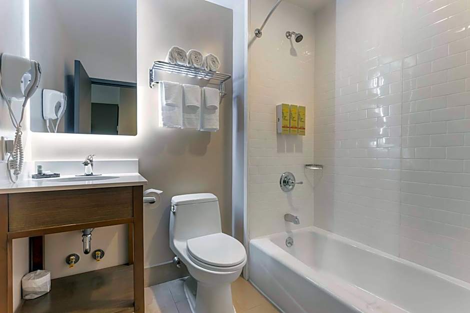 Best Western Brooklyn-Coney Island Inn