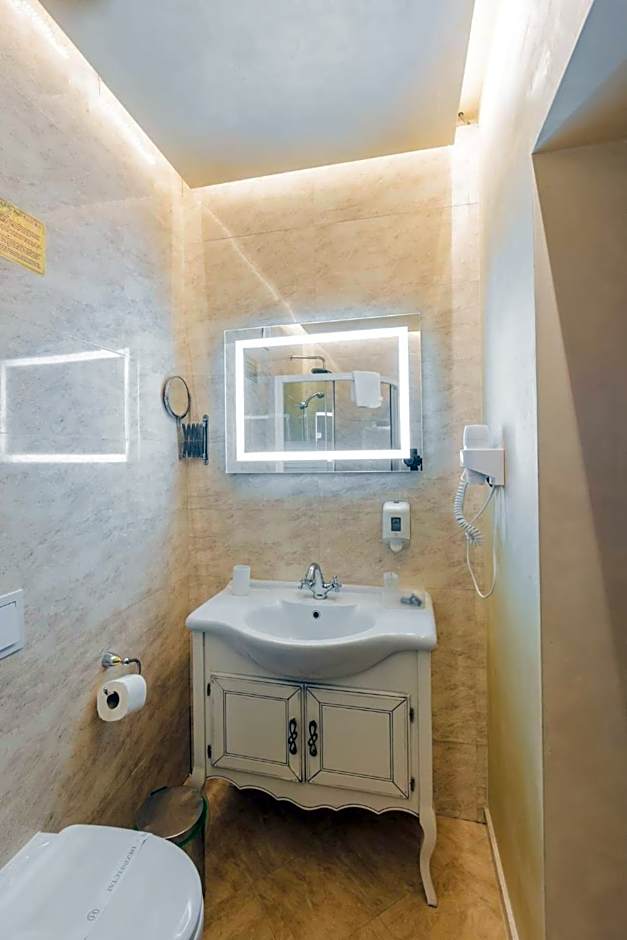 Hotel Carol - Vatra Dornei