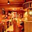 Hotel Villa Oriental & Restaurant                                               
