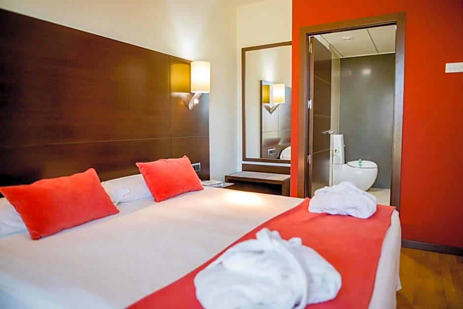 Hospedium Hotel Valles de Gredos Golf