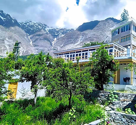 Tourist Cottage Hunza
