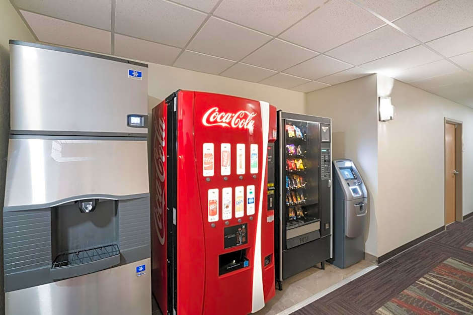 Red Roof Inn & Suites Carrollton, GA - West Georgia