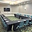 Hotel Indigo Atlanta-Vinings Ballpark Area by IHG