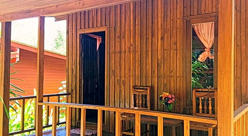 Lanta Maikeaw Bungalow