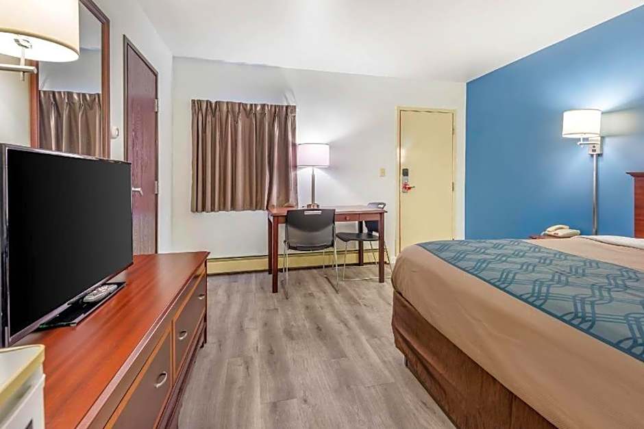 Econo Lodge Saint Albans