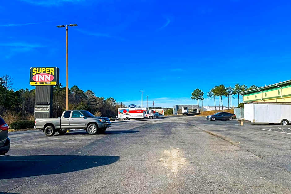 Super Inn & Suites by OYO Milledgeville