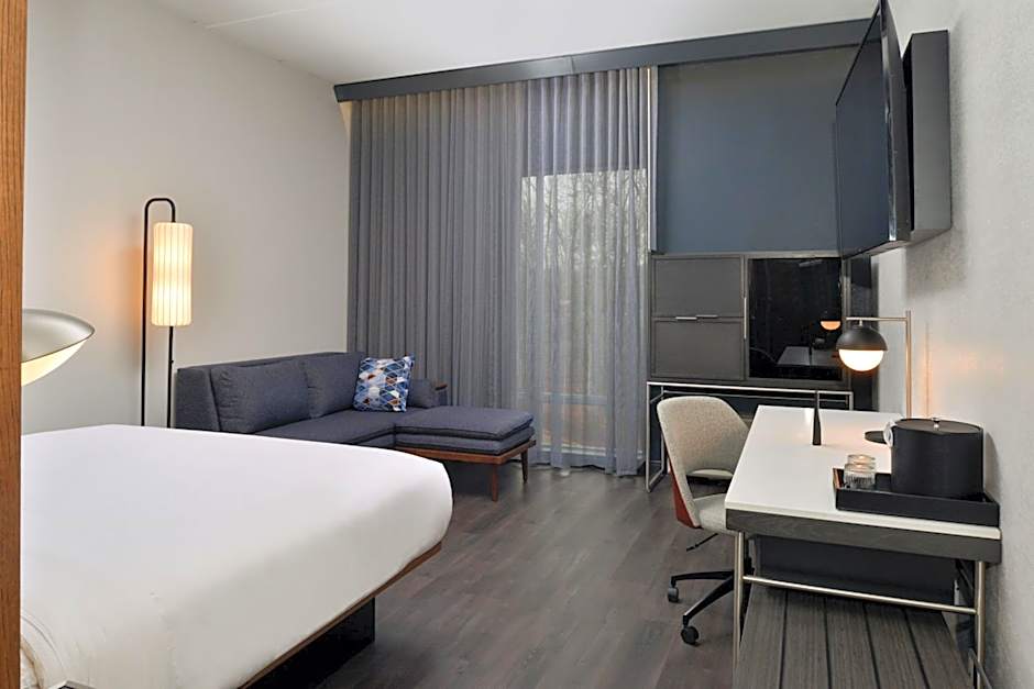 Courtyard by Marriott Raleigh Cary/Crossroads