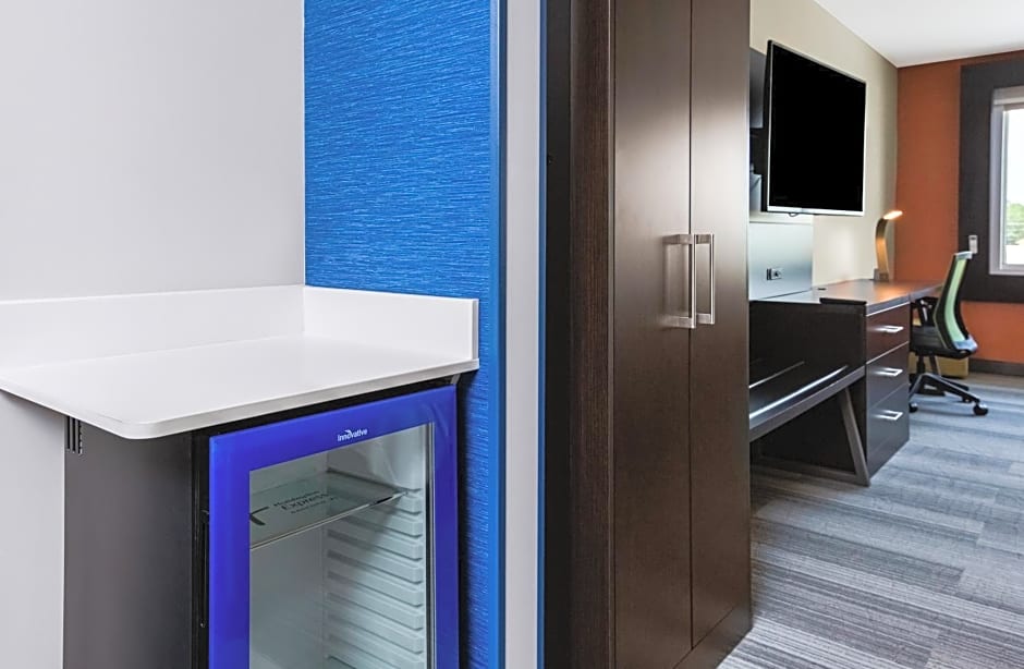 Holiday Inn Express & Suites Sanford- Lake Mary By IHG