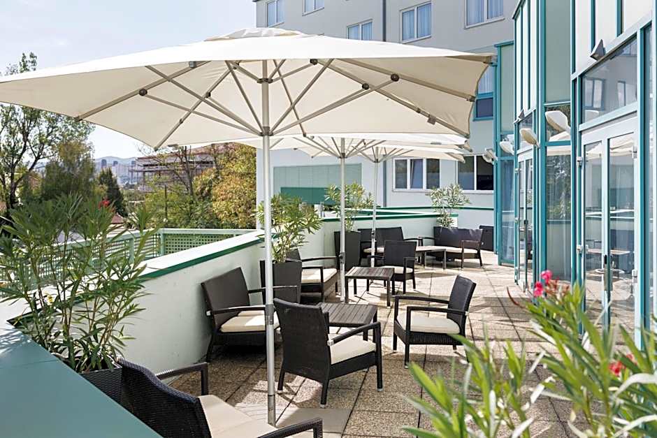 DoubleTree by Hilton Vienna Bosei