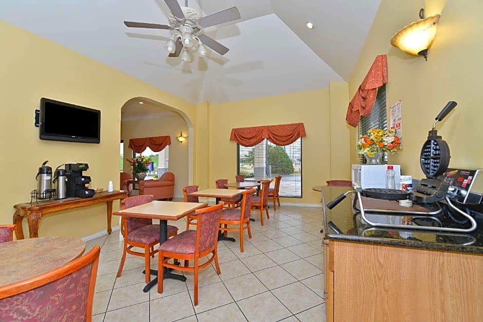 Americas Best Value Inn Hillsboro