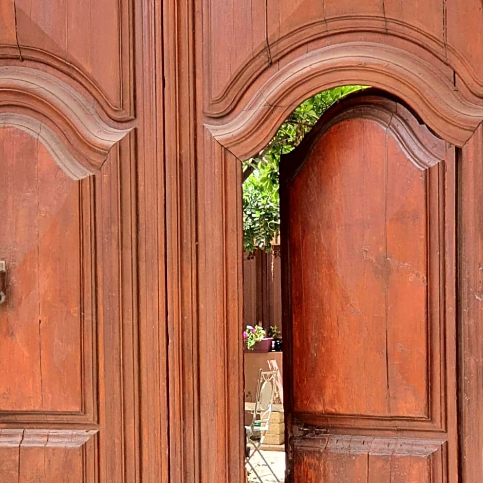 Casa Camboni-Dimora Storica Bed & Breakfast