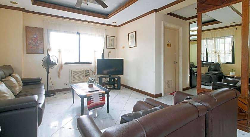 RedDoorz @ Tondaligan Beach Hotel