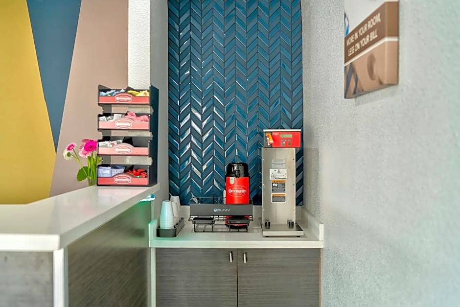 Studio 6 Suites - Albany, OR