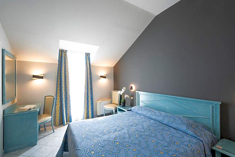 Cavour 30TRE - Hotel Moderno