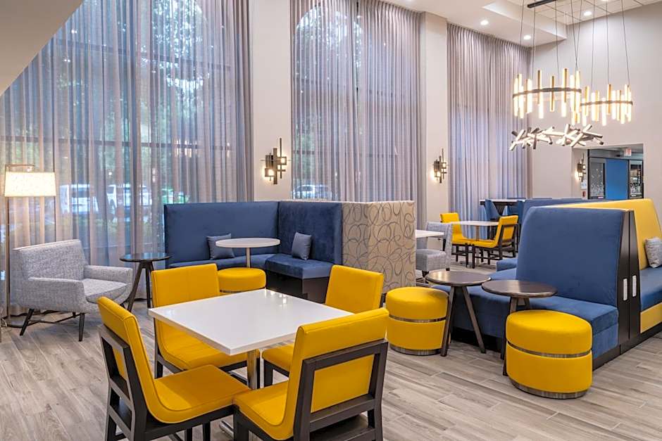 Hampton Inn By Hilton & Suites Agoura Hills