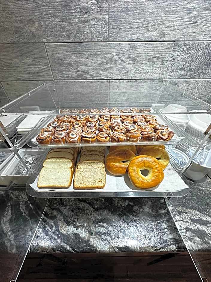 Super 8 by Wyndham Eau Claire WI