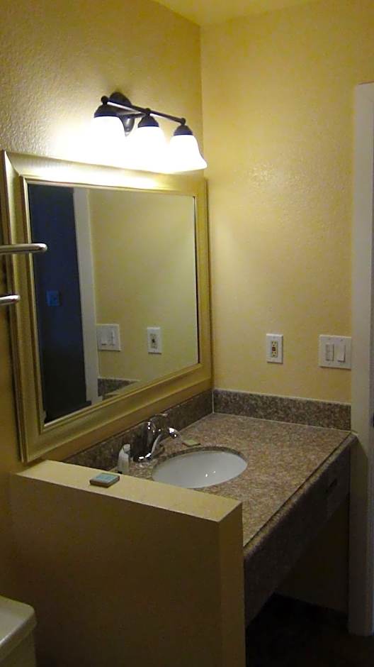 Travelodge by Wyndham San Diego SeaWorld