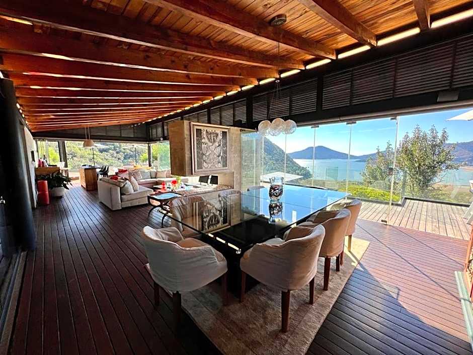 Espectacular Casa Premiada, Alberca y Vista a Lago