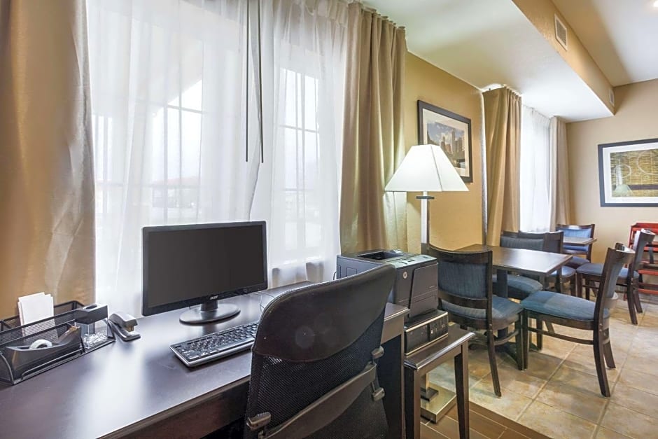 Comfort Inn & Suites Bellevue
