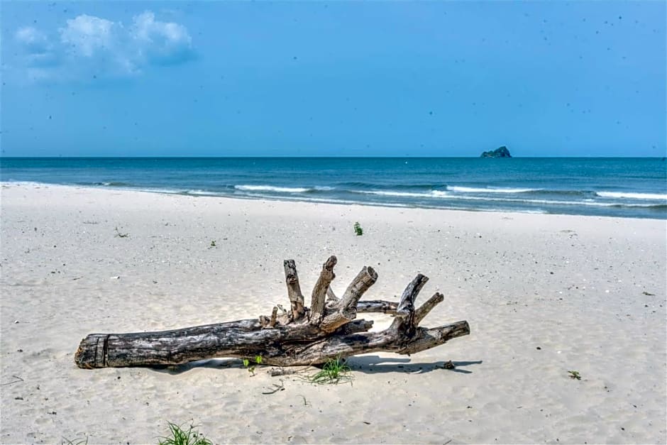 Khao Tao Beach Lodge Old Siam